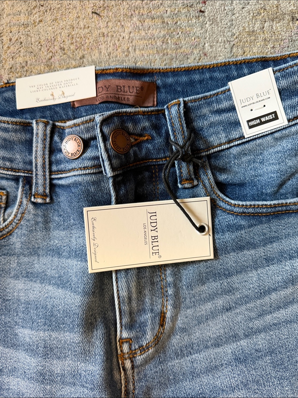 Judy Blue Small Stretchy Blue Jean Shorts - Picture 2 of 3